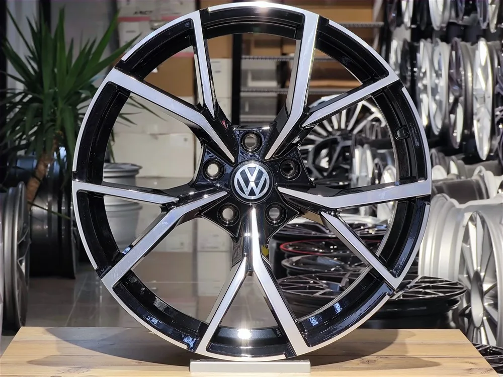 17" VOLKSWAGEN R-LİNE - Görsel 1