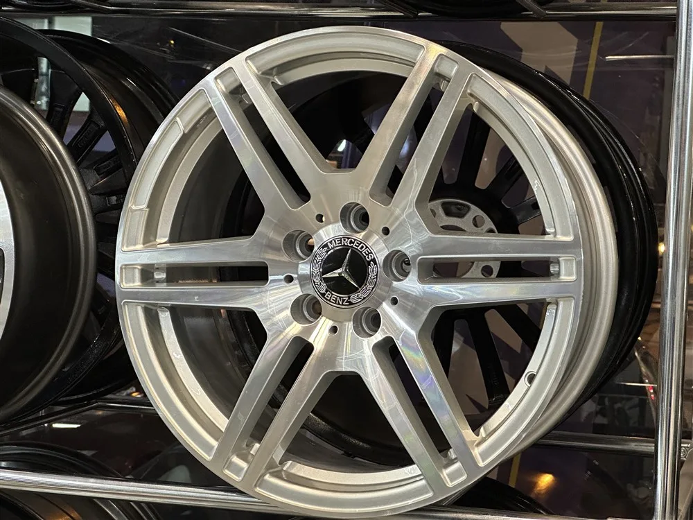 18" MERCEDES E 250 COUPE - Görsel 2