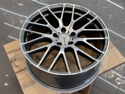 19" MERCEDES S63