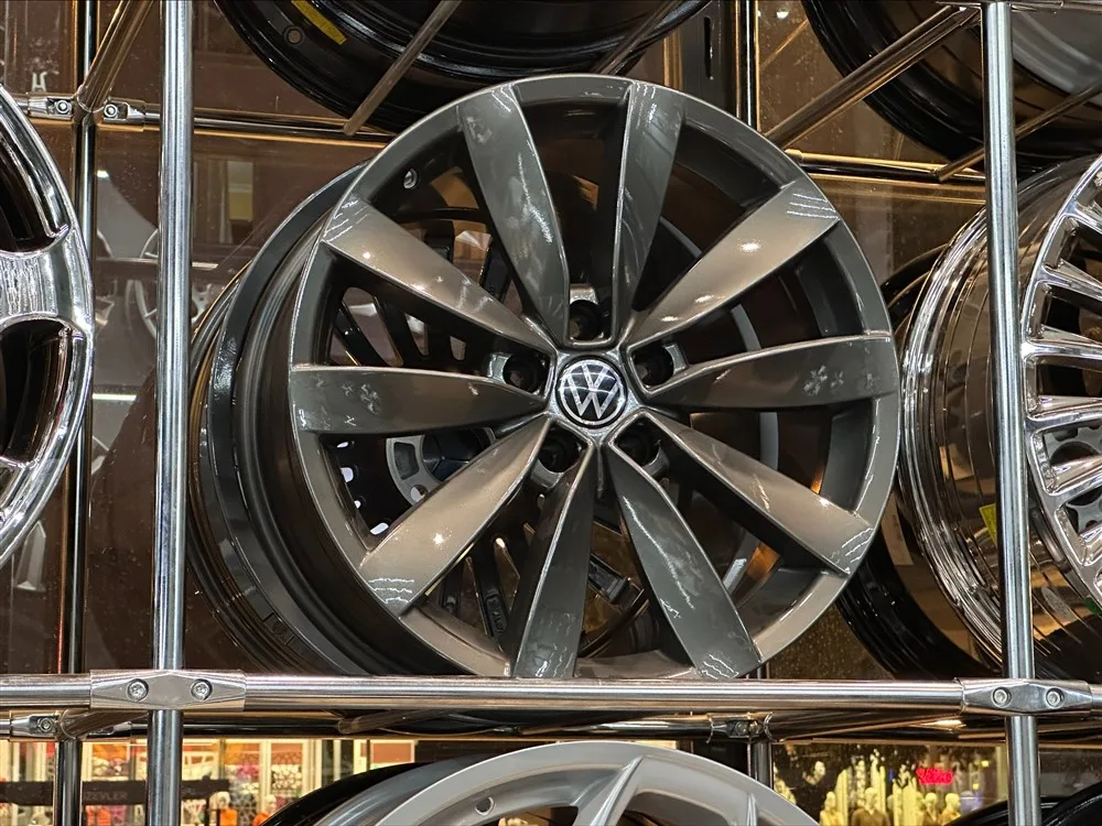 18 İnç Volkswagen Lugano Jant Takımı 5x112 ET41 (Gunmetal) - Görsel 3