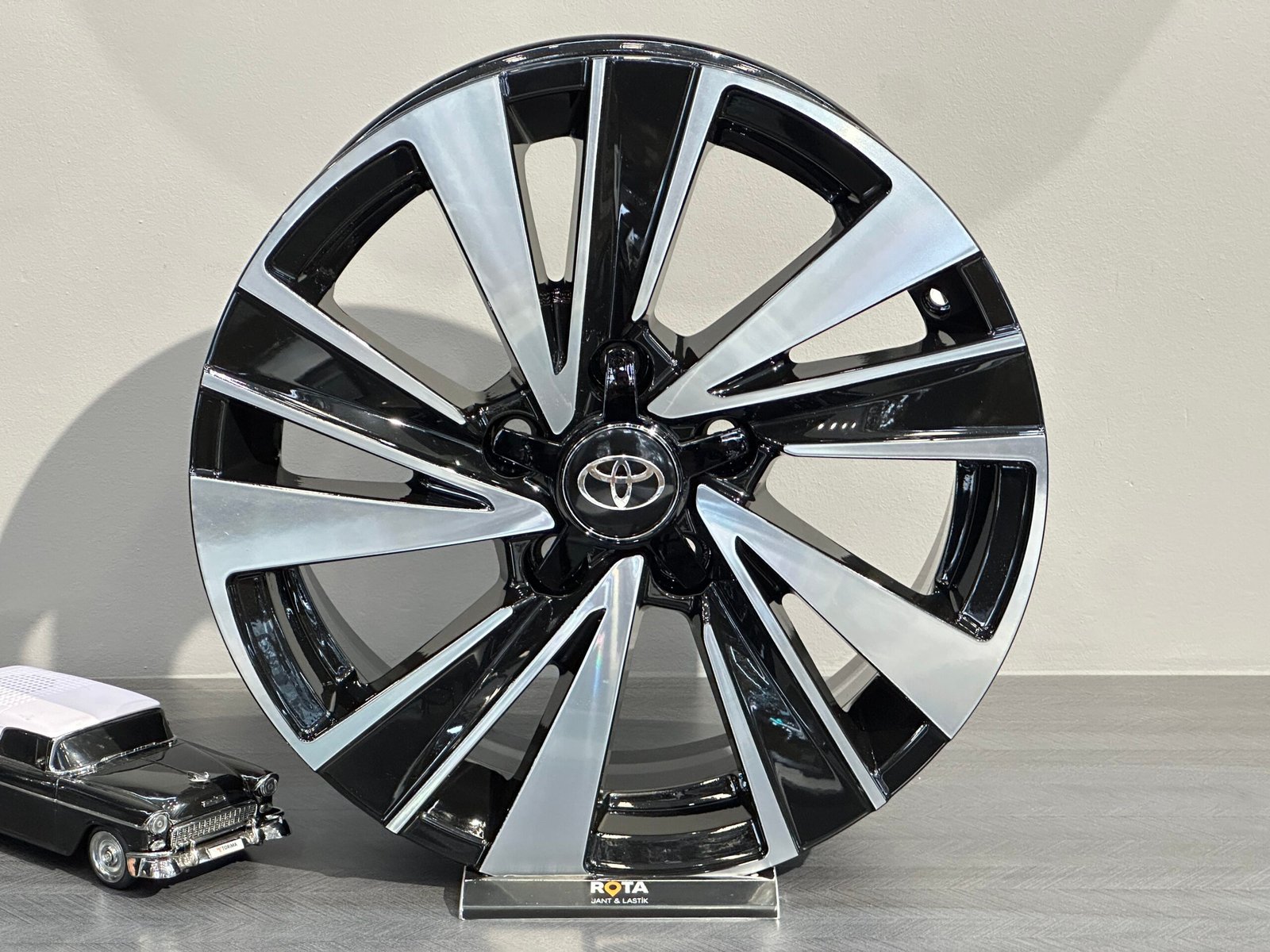 IMG_0825 16 İnç Yeni Toyota Corolla Passion X-Pack Uyumlu Siyah Çelik Jant 5x114.3 ET30 - Görsel 1
